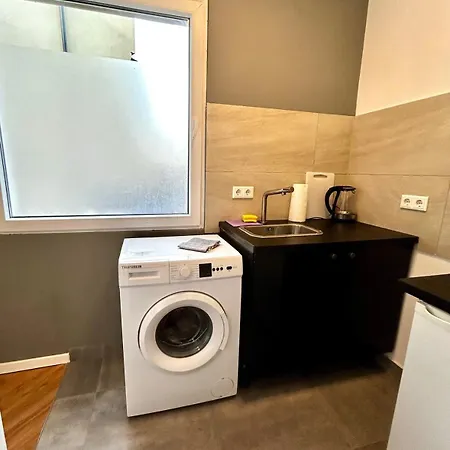 Modernes 1 Zimmerapartment In Mit Wlan Für Monteure,handwerker Apartment *
