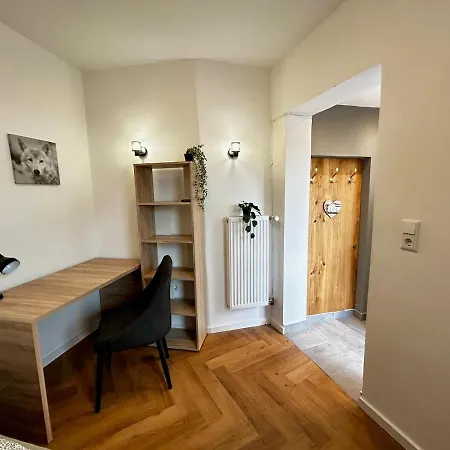 Modernes 1 Zimmerapartment In Mit Wlan Für Monteure,handwerker *